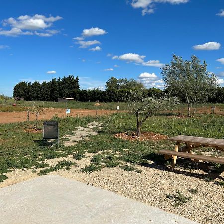 Studio A La Ferme Villa Arles Esterno foto